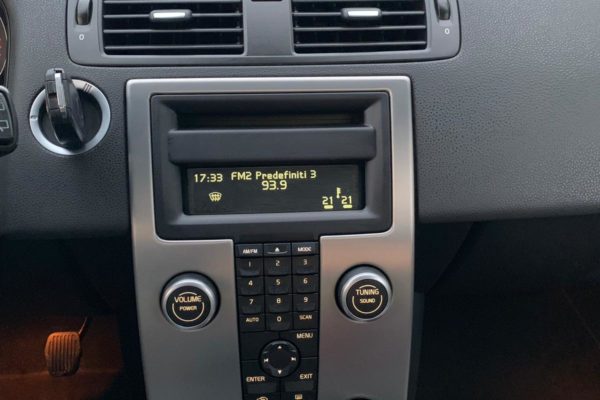 volvo usata fano radio