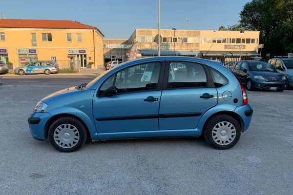 citroen c3 fianco sinistro