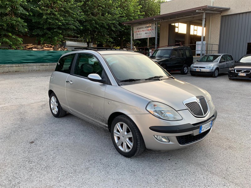 lancia ypsilon usata diesel