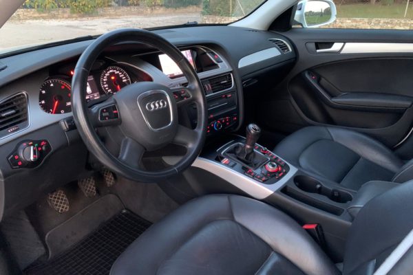 audi a4 interni pelle