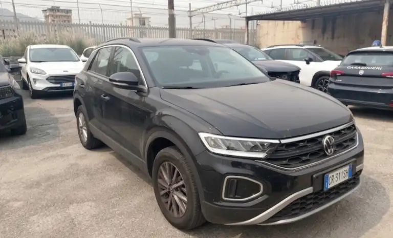 Volkswagen T-Roc 2.0 TDI SCR 150 CV DSG Life — foto 1 di 9