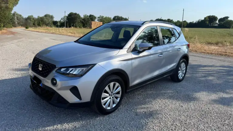 Seat Arona 1.0 EcoTSI Style — foto 1 di 19